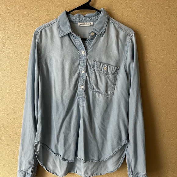 Abercrombie & Fitch Sky Blue Shirt - Picture 1 of 3